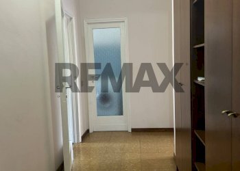 Hall / corridoio - Two-room apartment Via Cavour
 
14, Varese - photo 5