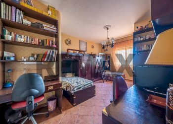 Camera - Four-room apartment Via Gino Funaioli
19, Palermo - photo 7