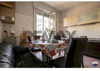 Sala da pranzo - Quadrilocale Via Terpi
 
28, Genova - foto 5