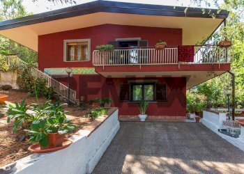 Casa all\'aperto - Casa semi indipendente Via San Nicola
 
38, Nicolosi - foto 1