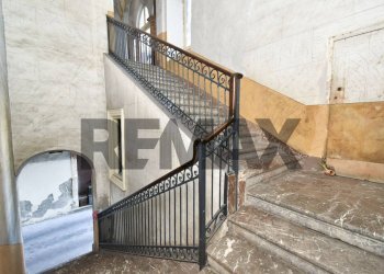 Scale - Casa semi indipendente Via Vittorio Emanuele II
 
156, Acireale - foto 3