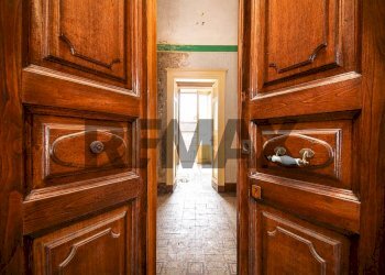 Dettagli - Casa semi indipendente Via Vittorio Emanuele II
 
156, Acireale - foto 6