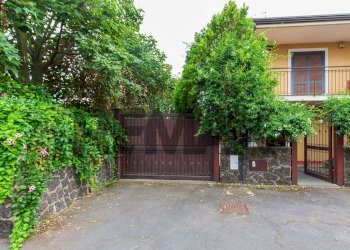Casa all\'aperto - Villa a Schiera Via Pier Luigi Deodato
 
24, San Giovanni la Punta - foto 1