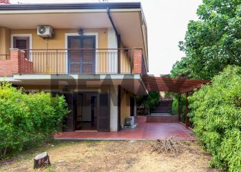 Casa all\'aperto - Villa a Schiera Via Pier Luigi Deodato
 
24, San Giovanni la Punta - foto 7