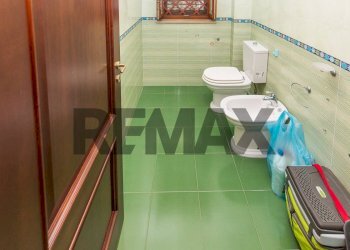 Bagno - Villa a Schiera Via Pier Luigi Deodato
 
24, San Giovanni la Punta - foto 11