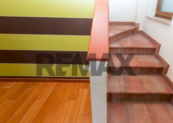Scale - Villa a Schiera Via Pier Luigi Deodato
 
24, San Giovanni la Punta - foto 16