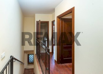 Hall / corridoio - Villa a Schiera Via Pier Luigi Deodato
 
24, San Giovanni la Punta - foto 17