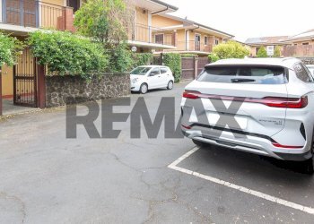 Parcheggio - Villa a Schiera Via Pier Luigi Deodato
 
24, San Giovanni la Punta - foto 32