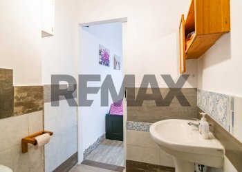 Bagno - Bilocale Via Croce
5, Catania - foto 7