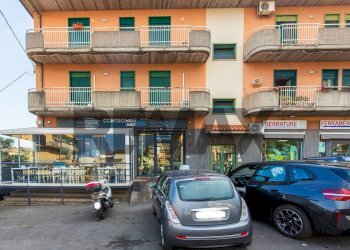 Edificio all\'aperto - Three-room apartment Via Antonio Gramsci
 
97/A, Gravina di Catania - photo 25