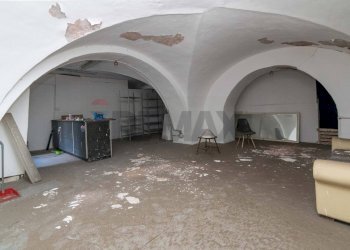 Stanza vuota - Magazzino Via Plebiscito
 
113, Catania - foto 7
