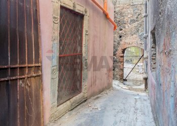 Casa all\'aperto - Magazzino Via Plebiscito
 
113, Catania - foto 10