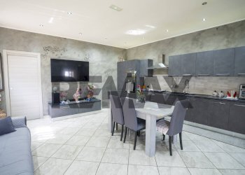 Sala da pranzo - Villa Via Fazello
 
4, Castel di Iudica - photo 9