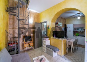Sala da pranzo - Independent house Vico Gambini
 
17, Acireale - photo 2