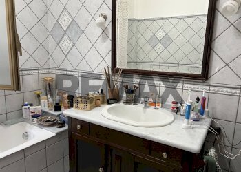 Bagno - Four-room apartment Via XI Traversa
 
130, Belpasso - photo 23