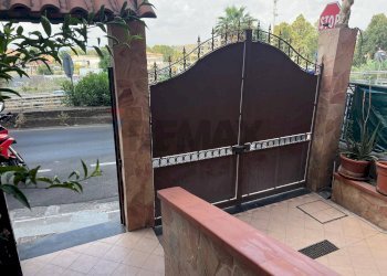 Terrazza - Casa indipendente Via Plebiscito
 
176, Misterbianco - foto 3