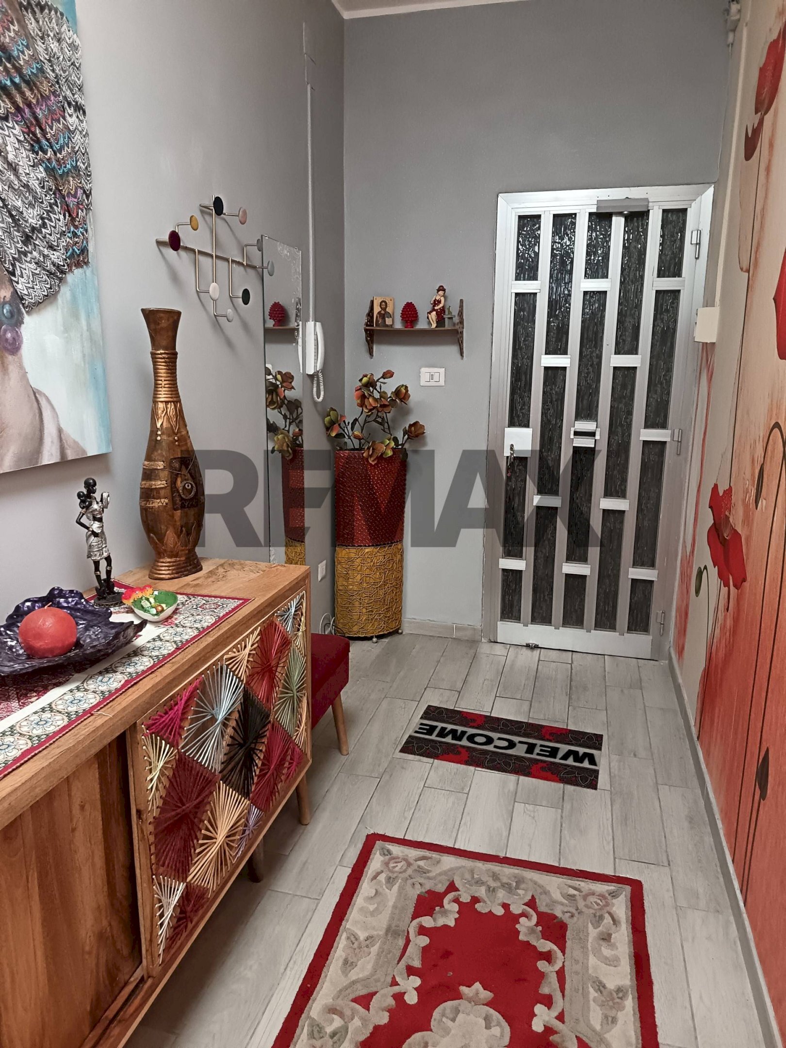 Hall / corridoio - Apartment Via Emanuele Bellia
128, Paterno - photo 2