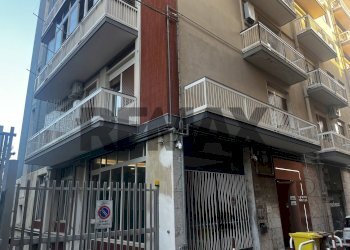 Edificio all\'aperto - Trilocale Via Pennisi
 
12, Acireale - foto 2