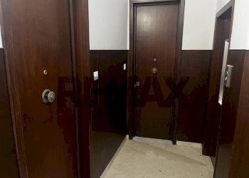 Hall / corridoio - Trilocale Via Pennisi
 
12, Acireale - foto 16