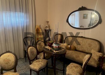 Sala da pranzo - Trilocale Via Pennisi
 
12, Acireale - foto 23