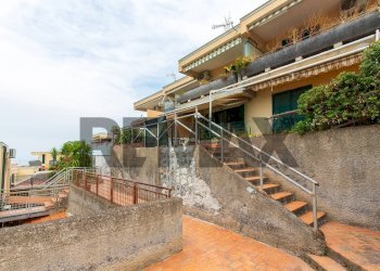 Scale - Two-room apartment C.da Costa Saracena (Residence Oleandri)
 
snc, Augusta - photo 9