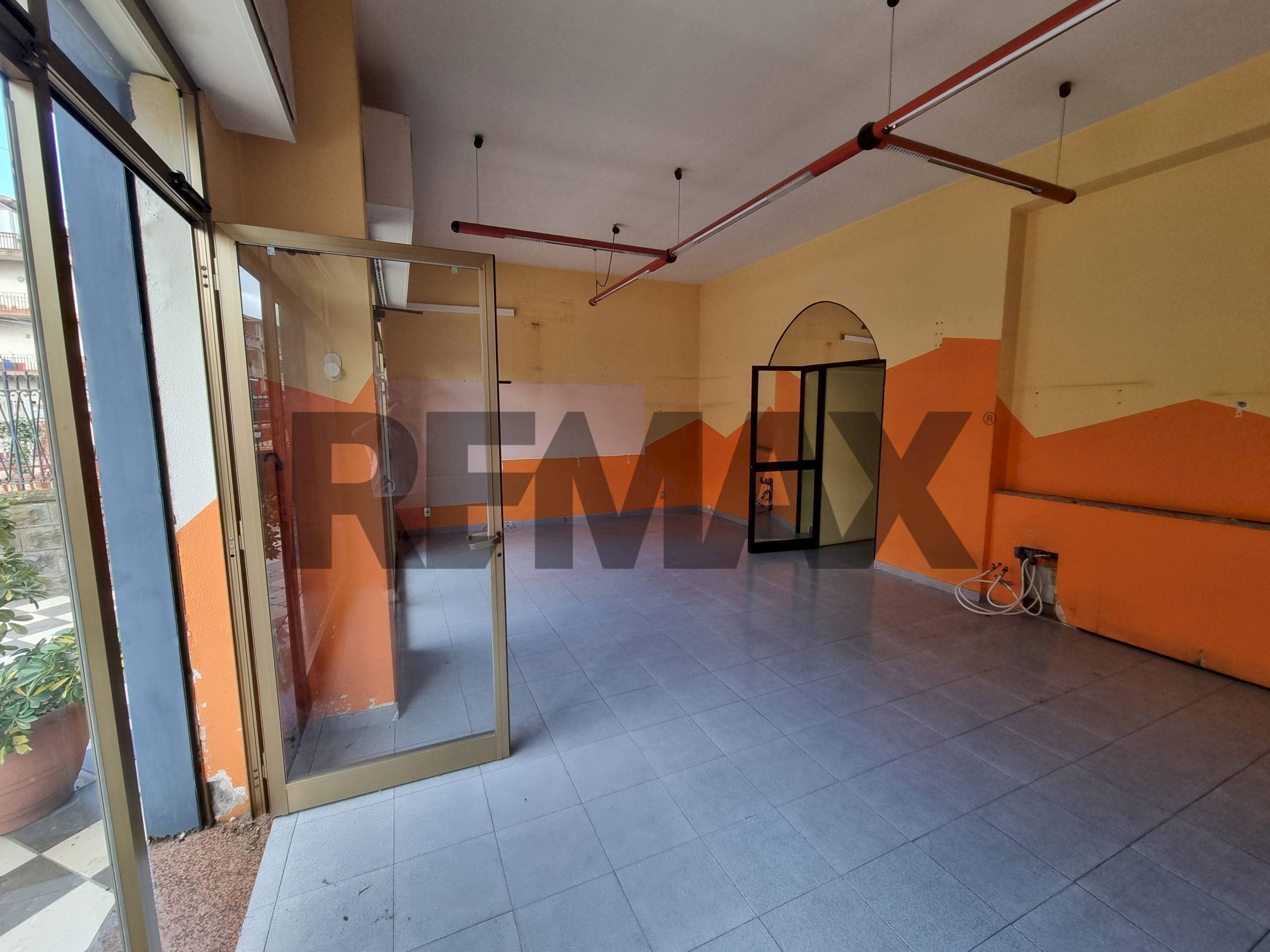 Stanza vuota - Attività Commerciale Via della Zagara
43, Misterbianco - foto 3