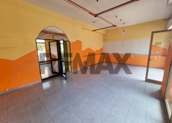 Stanza vuota - Attività Commerciale Via della Zagara
43, Misterbianco - foto 4