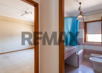 Bagno - Apartment Viale Europa
 
52, Caltagirone - photo 11