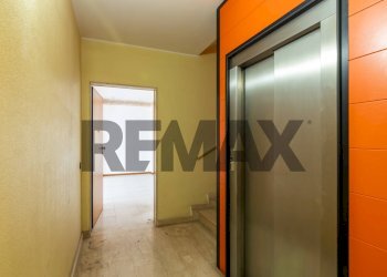 Hall / corridoio - Apartment Viale Europa
 
52, Caltagirone - photo 26
