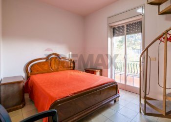 Camera / camera da letto - Villa Via Mar Rosso
 
8, Catania - photo 32