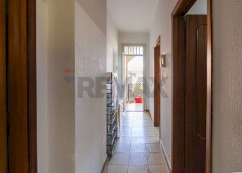 Hall / corridoio - Villa Via Mar Rosso
 
8, Catania - photo 34