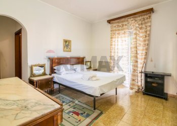 Camera / camera da letto - Villa Via Mar Rosso
 
8, Catania - photo 36