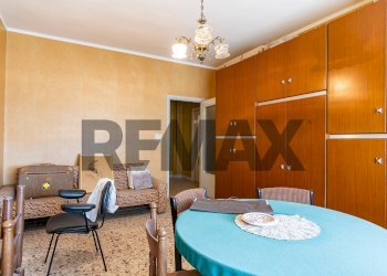 Sala da pranzo - Appartamento Via Santa Maria di Gesù
 
74, Caltagirone - foto 11
