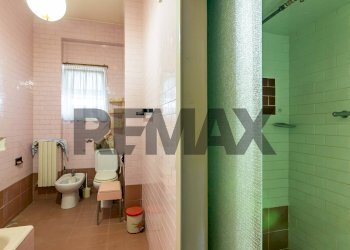 Bagno - Appartamento Via Santa Maria di Gesù
 
74, Caltagirone - foto 22