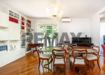 Sala da pranzo - Quadrilocale Via Adeodato Ressi
11, Milano - foto 1