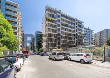 Edificio all\'aperto - Quadrilocale Via Adeodato Ressi
11, Milano - foto 21