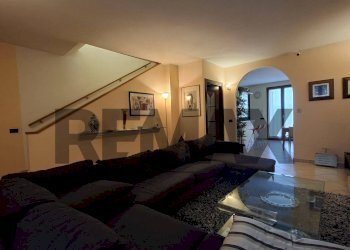 Soggiorno - Villa a Schiera via Fratelli Rosselli
 
13, Laterina Pergine Valdarno - foto 2