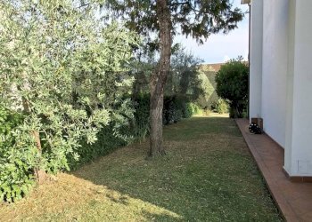 Giardino - Villa a Schiera via Fratelli Rosselli
 
13, Laterina Pergine Valdarno - foto 10