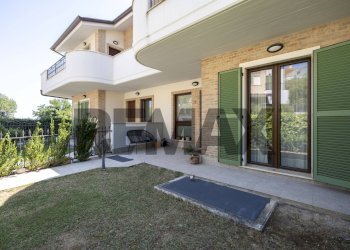 Terrazza - Three-room apartment VIA OFFAGNA
 
9X, Recanati - photo 10