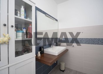 Bagno - Three-room apartment VIA OFFAGNA
 
9X, Recanati - photo 21
