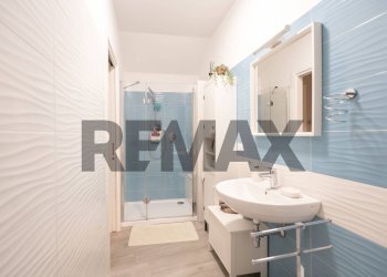 Bagno - Three-room apartment VIA OFFAGNA
 
9X, Recanati - photo 66