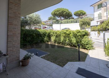 Terrazza - Three-room apartment VIA OFFAGNA
 
9X, Recanati - photo 84
