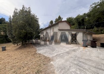 Casa all\'aperto - Casa indipendente Via Pomontina
 
27, Bevagna - foto 29