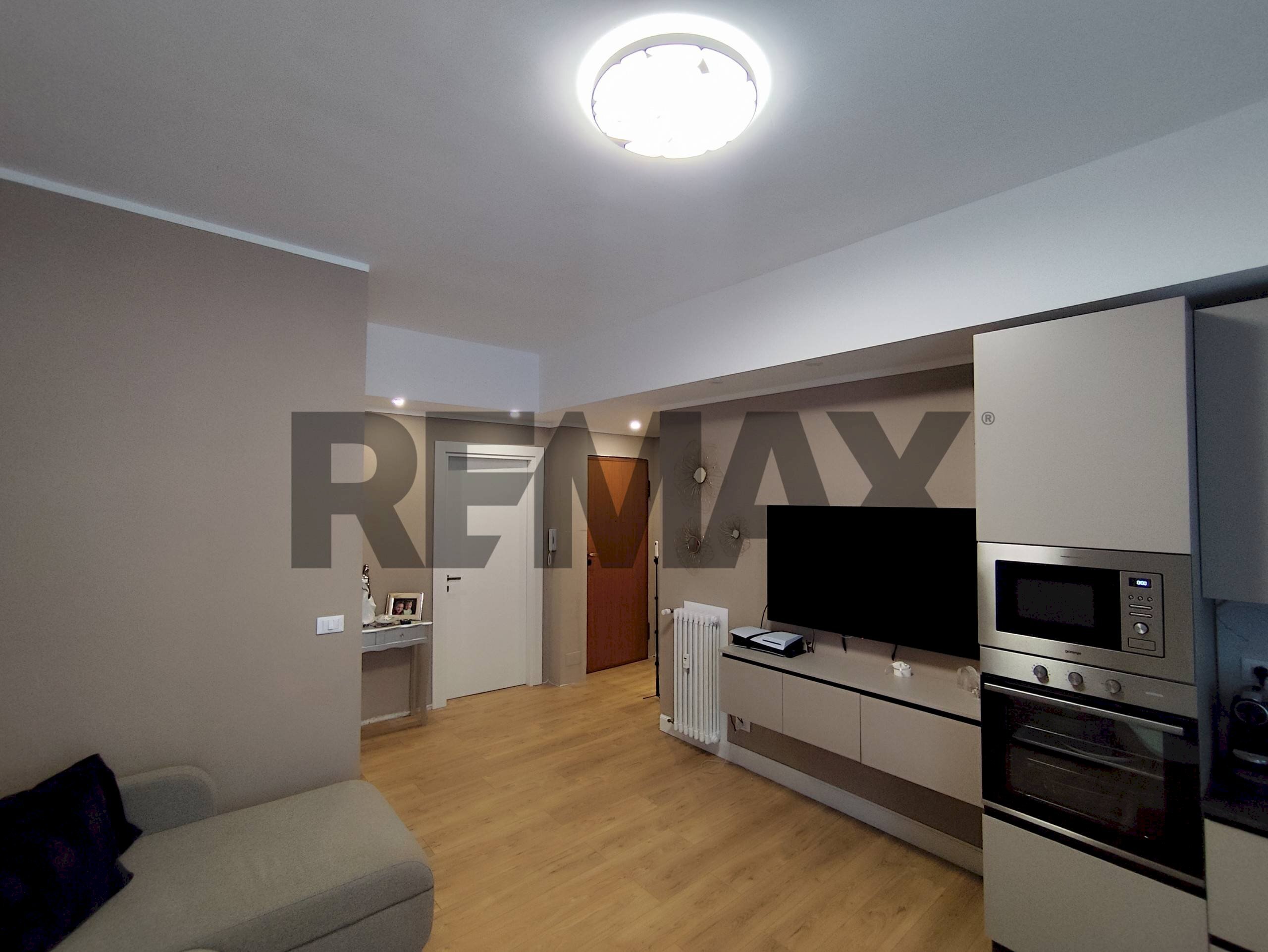 Soggiorno - Two-room apartment Via Noasca
18, Torino - photo 2