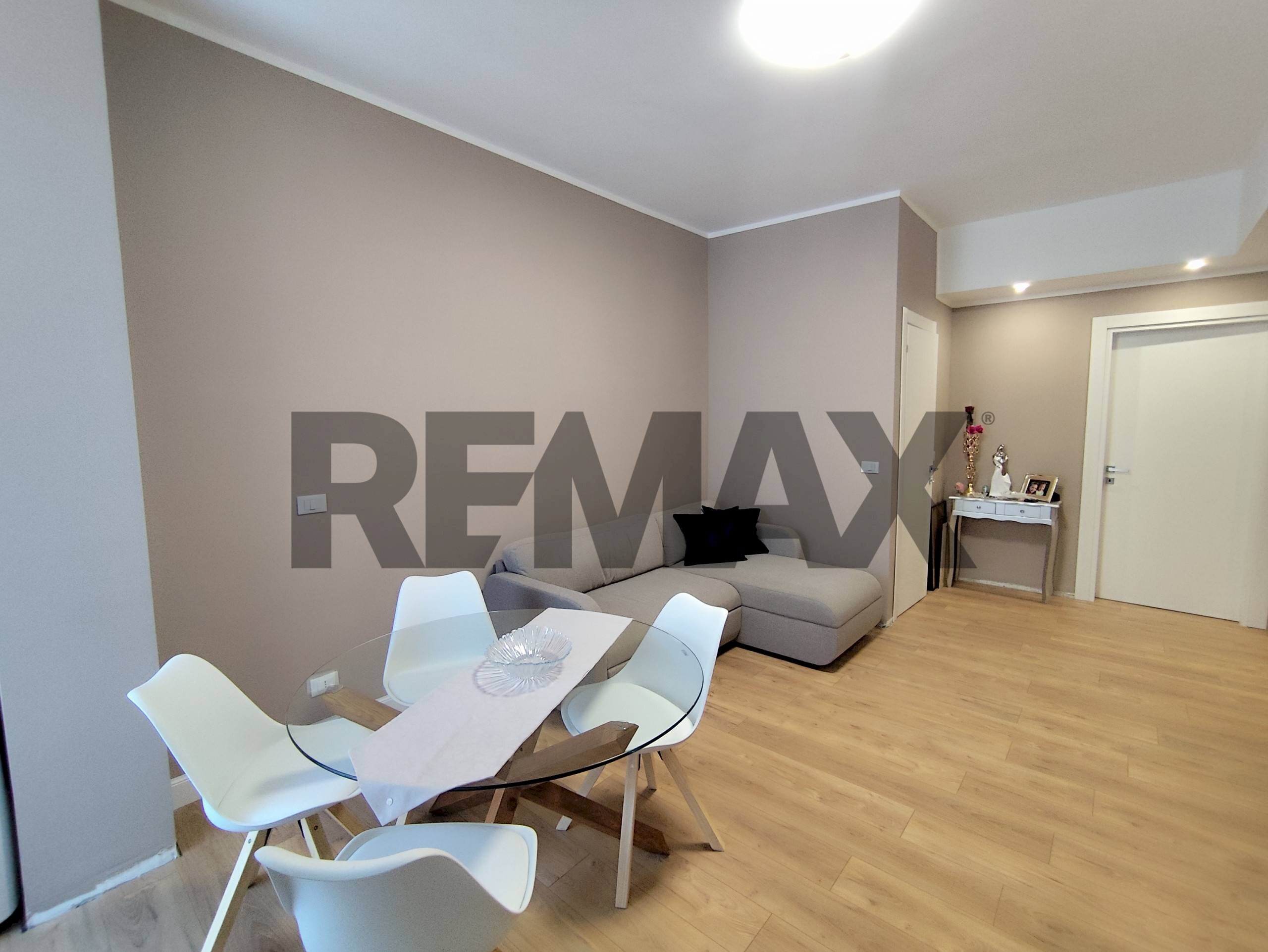 Sala da pranzo - Two-room apartment Via Noasca
18, Torino - photo 3