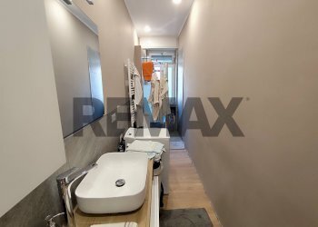 Bagno - Two-room apartment Via Noasca
18, Torino - photo 8