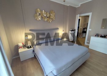 Camera / camera da letto - Two-room apartment Via Noasca
18, Torino - photo 19