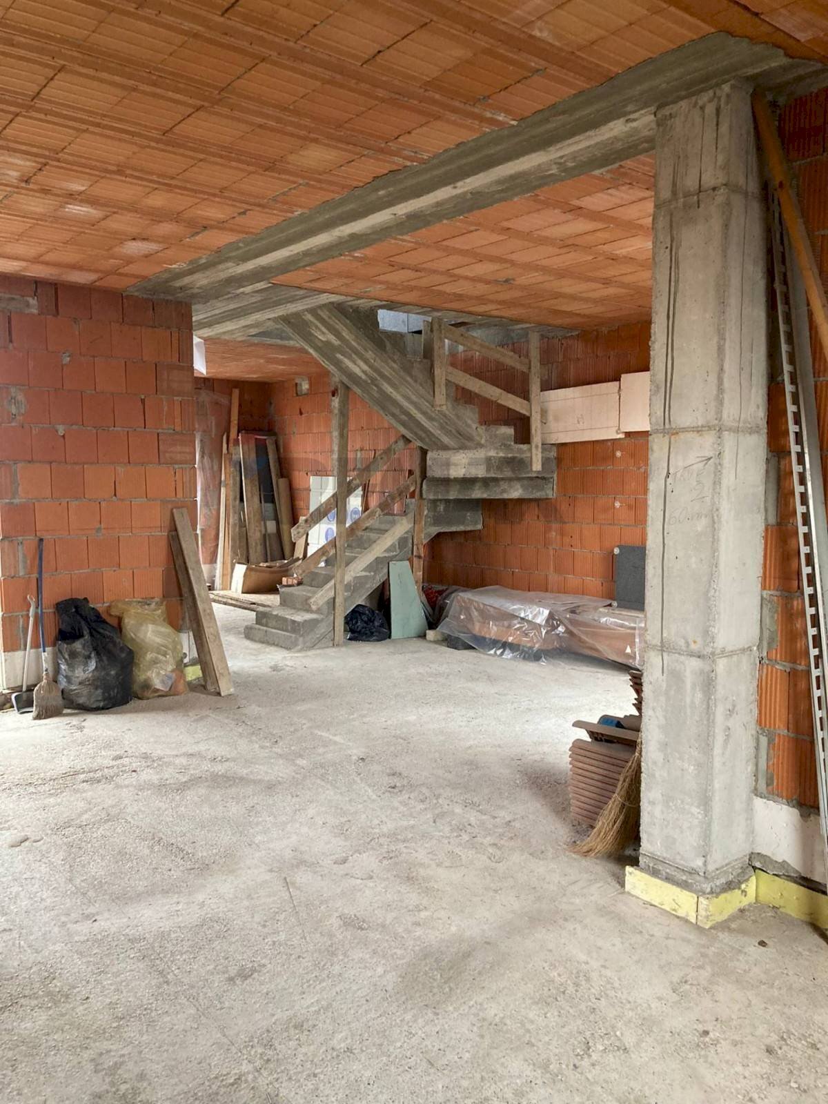 Parcheggio - Semi-detached house Via Don Learco Giuliani
s.n., Casalromano - photo 3