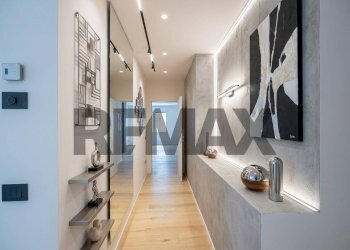 Hall / corridoio - Quadrilocale Via Giuseppe Mazzini
 
5, Sassuolo - foto 8