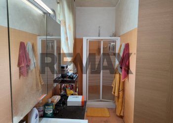 Bagno - Trilocale via giovanni battista vaccarini
 
25, Siracusa - foto 9